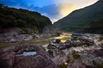 百漈沟“，网红滑道，千年嵩口古镇 特惠一日游